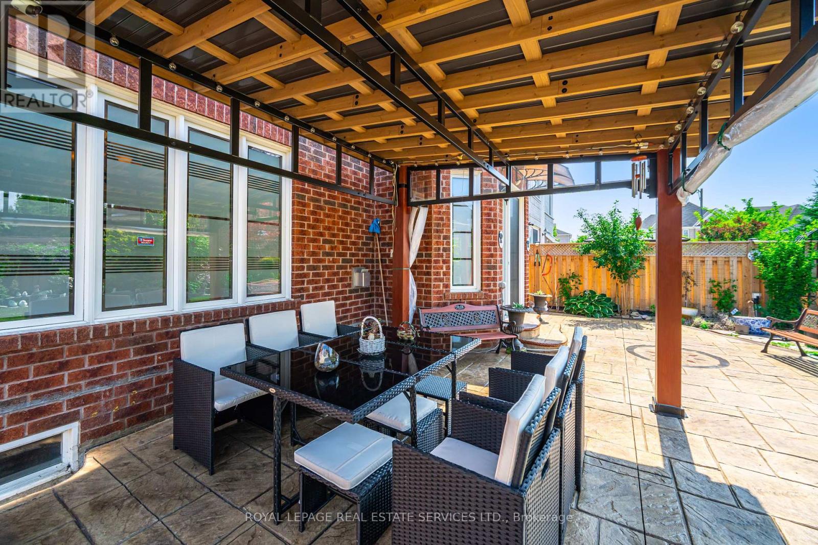 












3809 CANDLELIGHT DRIVE

,
Mississauga,




Ontario
L5M8A8

