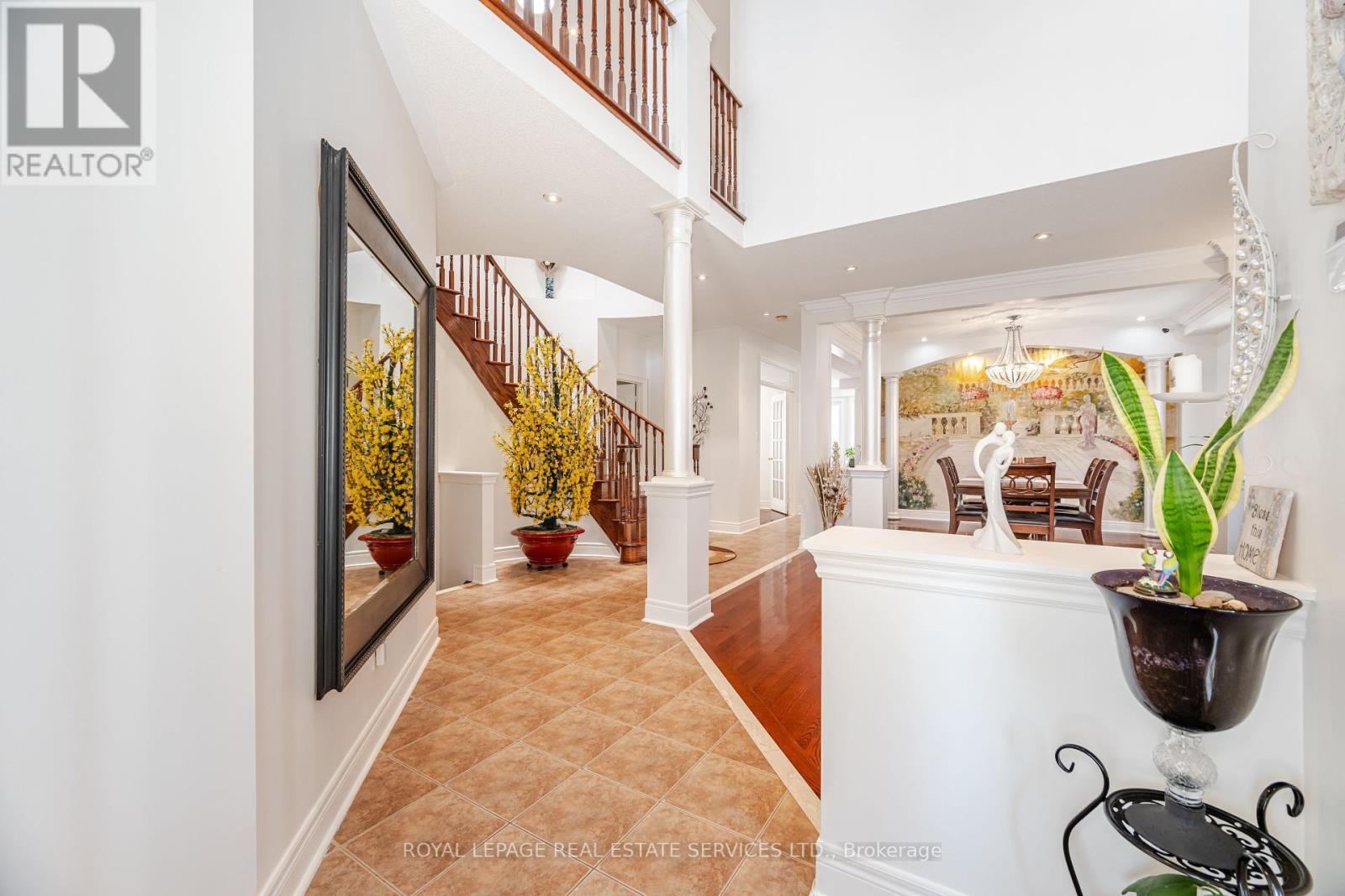 












3809 CANDLELIGHT DRIVE

,
Mississauga,




Ontario
L5M8A8


