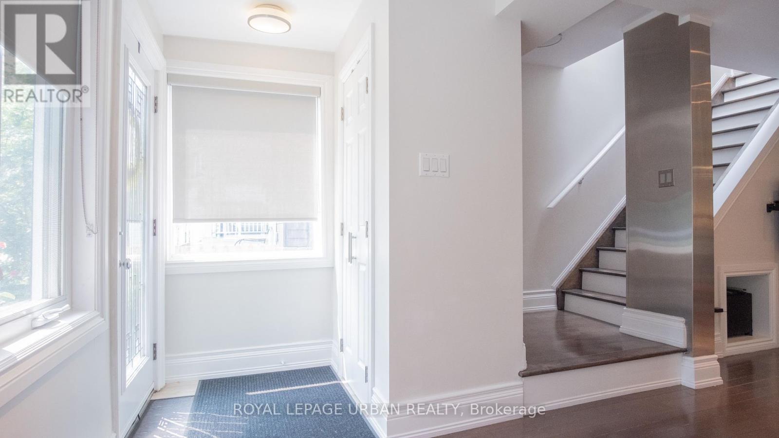 












54 ARUNDEL AVENUE

,
Toronto,




Ontario
M4K3A4

