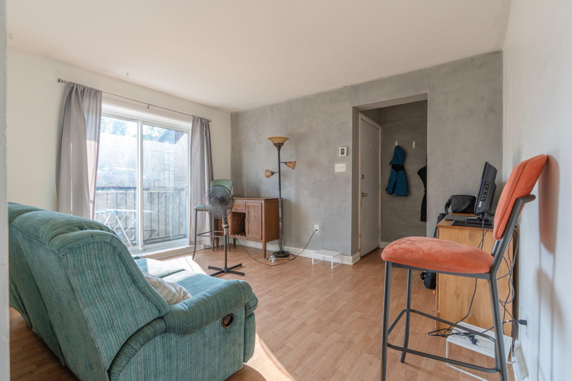 









14


Carré Richelieu

,
Châteauguay,




QC
J6K3T8

