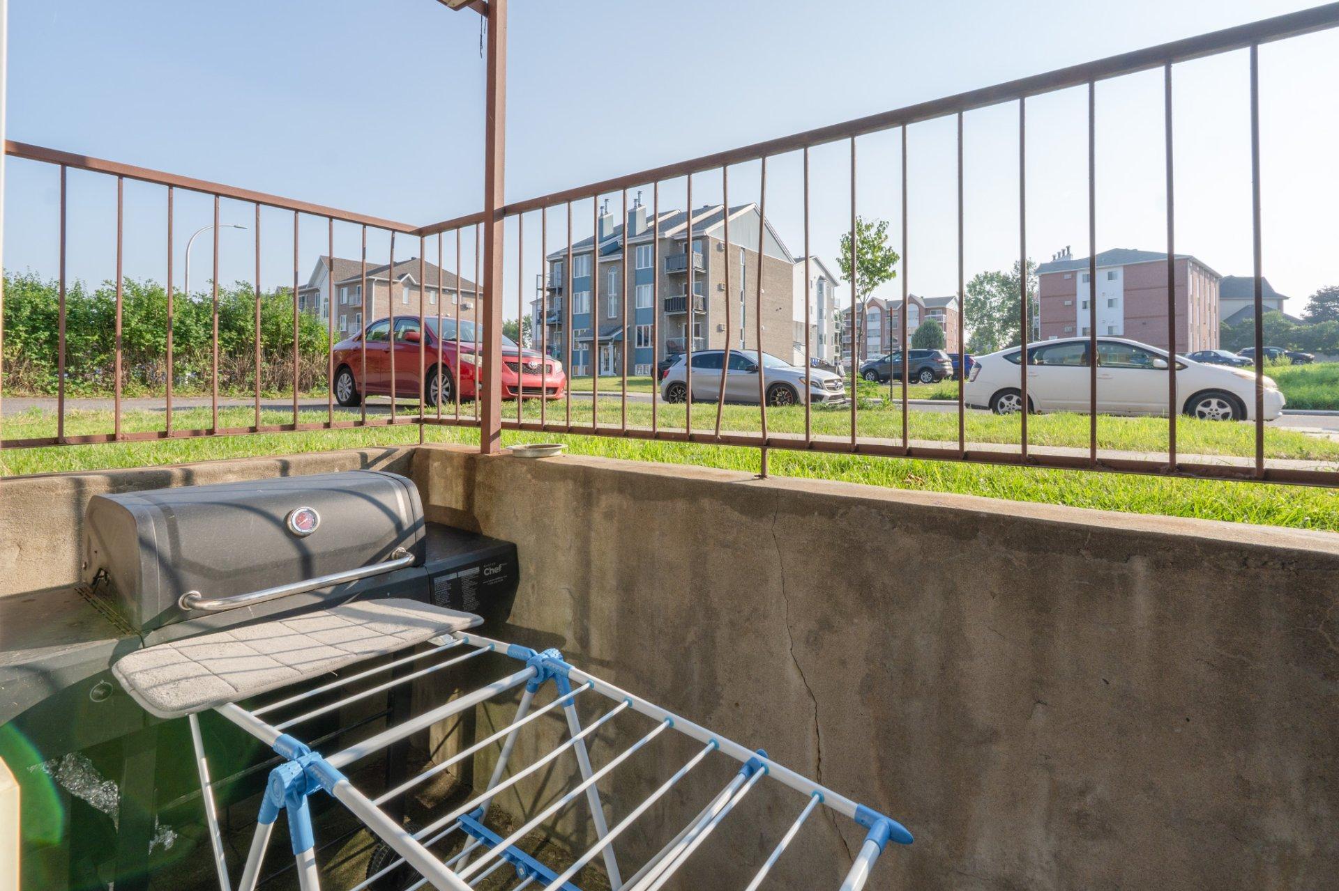 









14


Carré Richelieu

,
Châteauguay,




QC
J6K3T8

