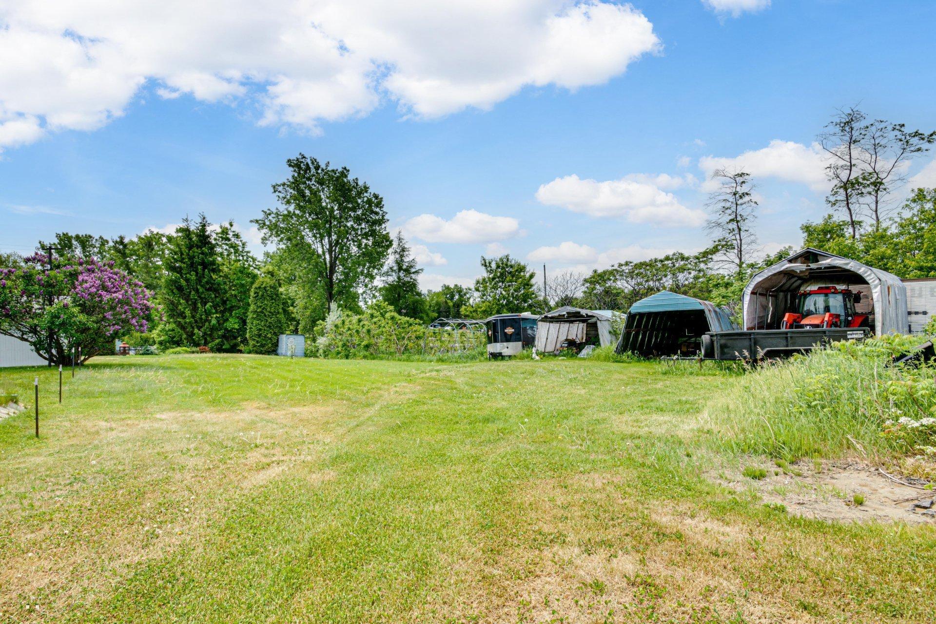 









4230


Rue Notre-Dame E.

,
Trois-Rivières,




QC
G8V1Z5

