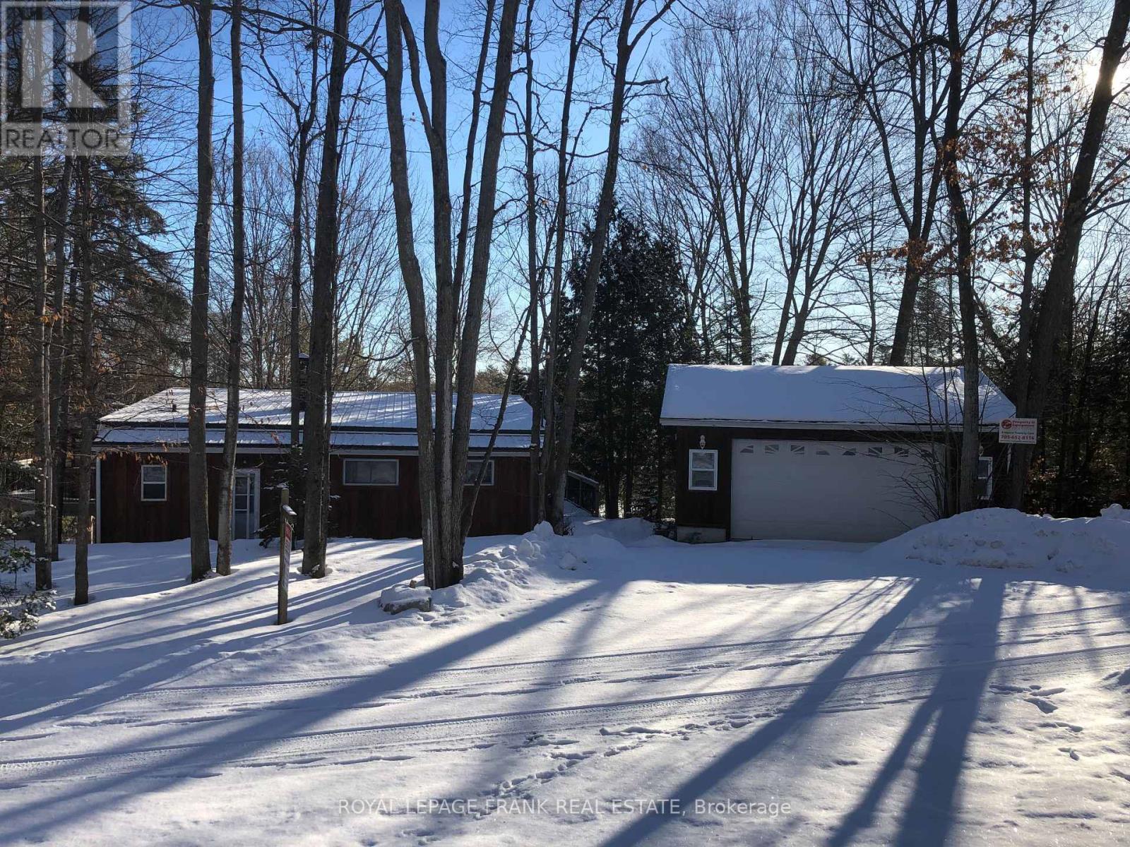 












11 FIRE ROUTE 27

,
Trent Lakes,




Ontario
K0L1J0

