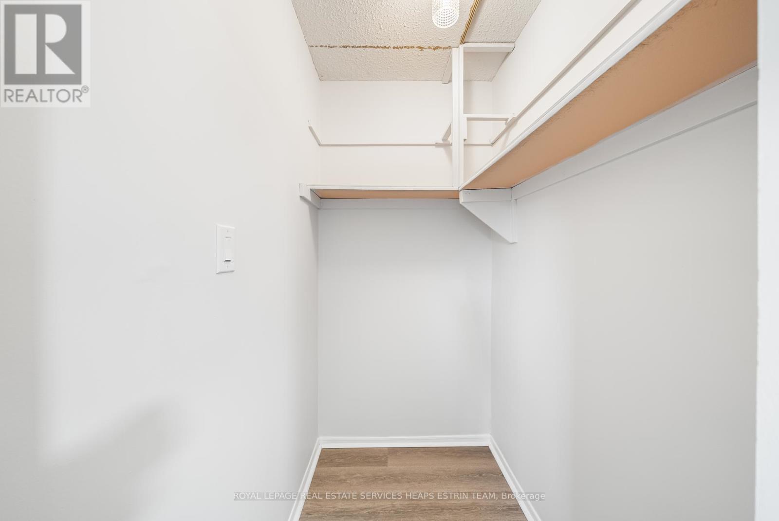 












1801 STORRINGTON STREET

,
Pickering,




Ontario
L1V2X2

