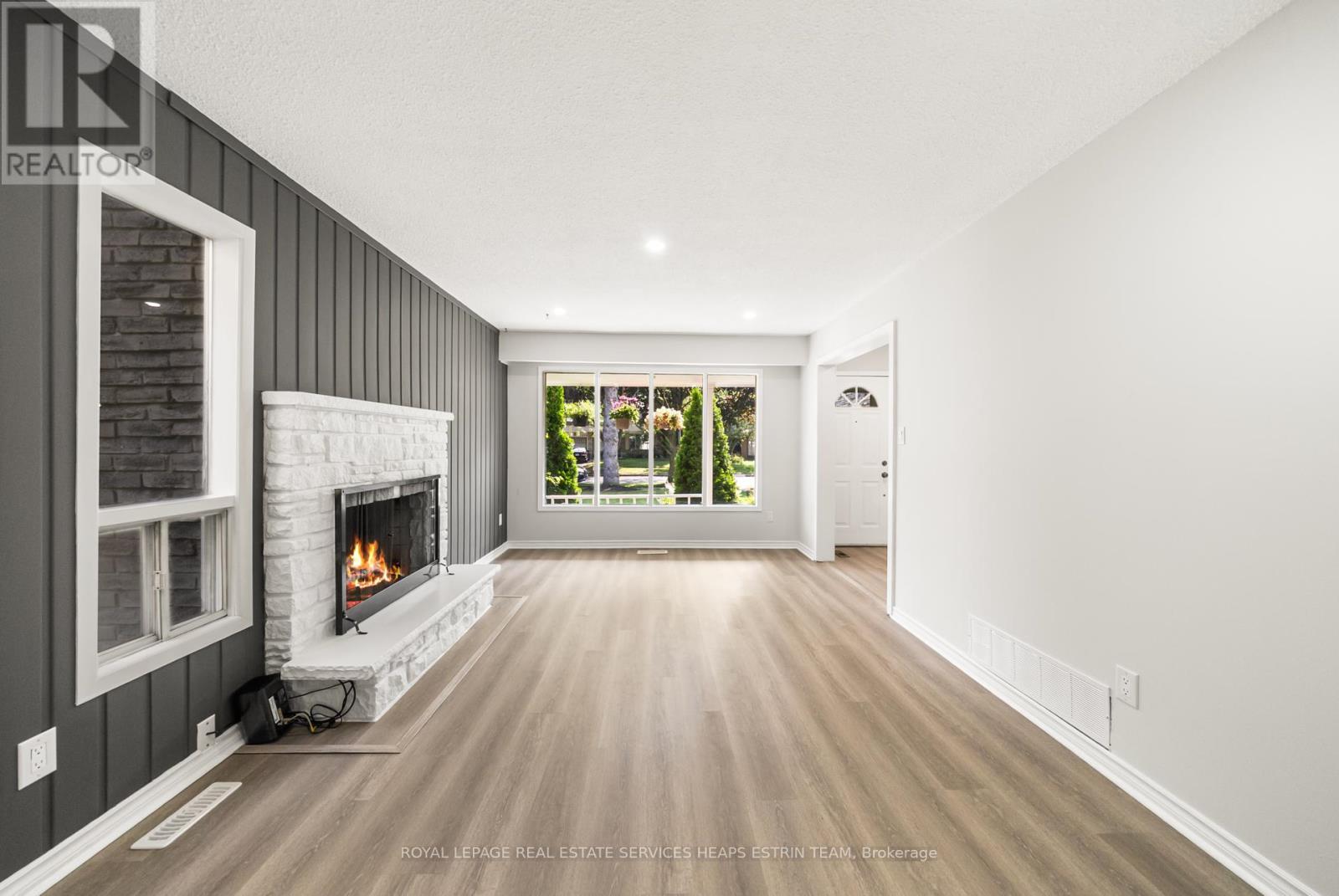 












1801 STORRINGTON STREET

,
Pickering,




Ontario
L1V2X2


