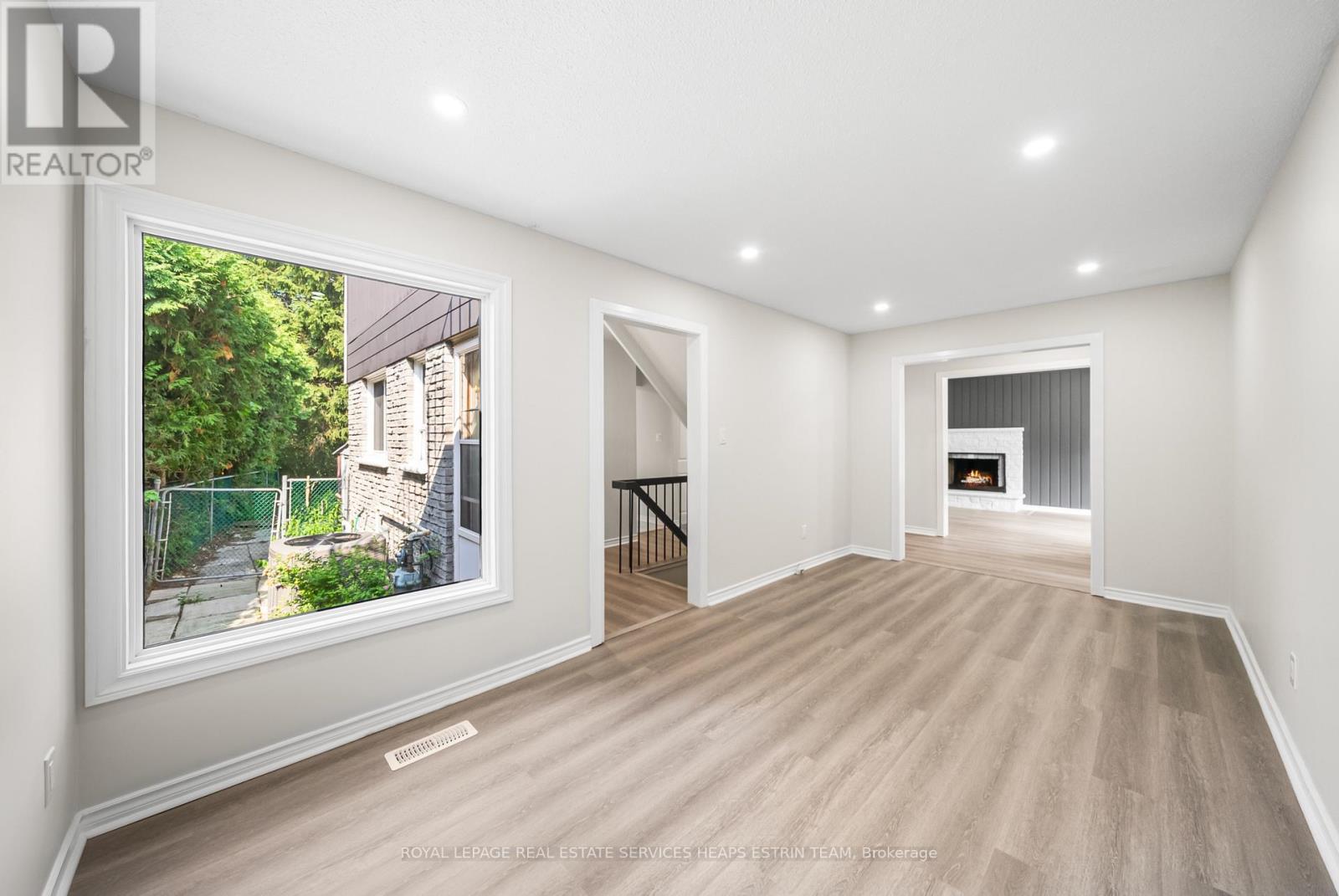 












1801 STORRINGTON STREET

,
Pickering,




Ontario
L1V2X2

