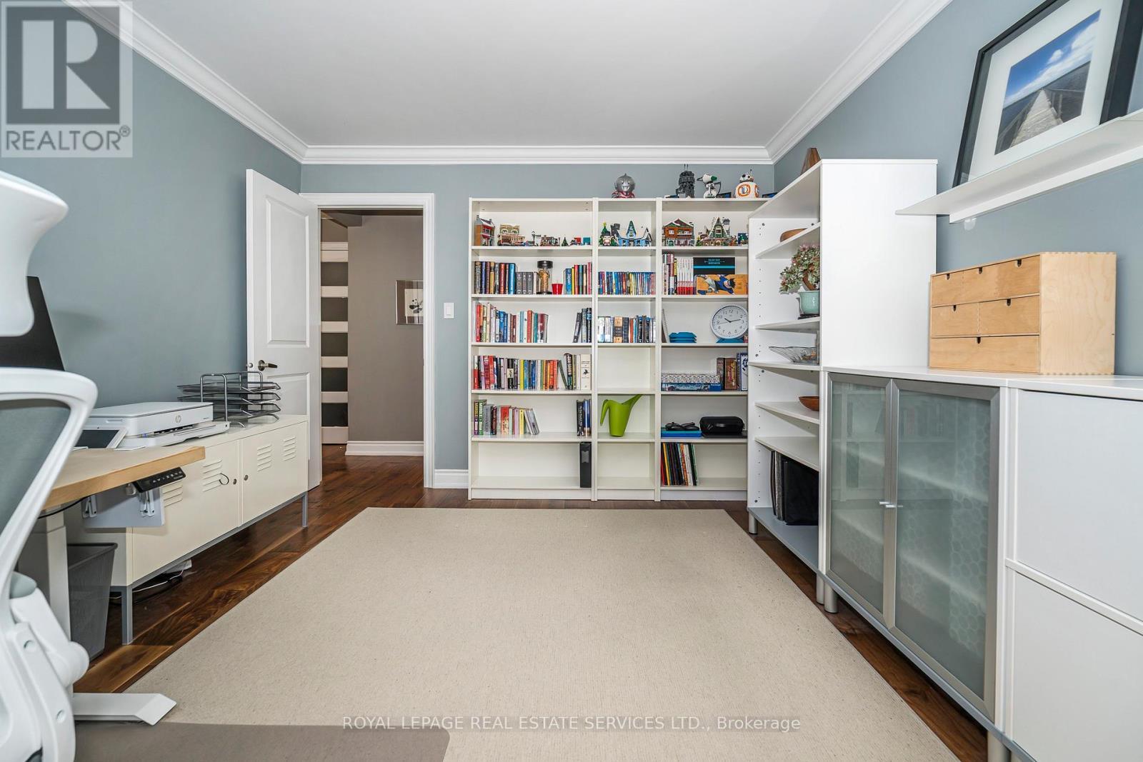 












2120 VARENCY DRIVE

,
Mississauga,




Ontario
L5K1C3

