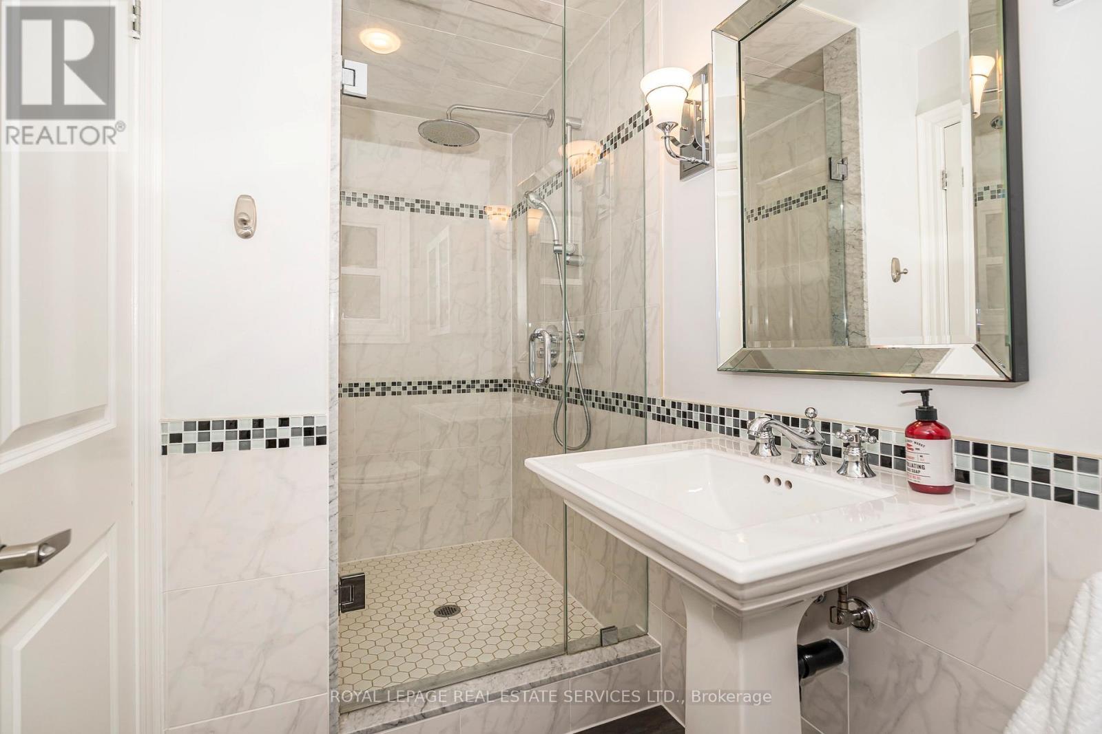 












2120 VARENCY DRIVE

,
Mississauga,




Ontario
L5K1C3


