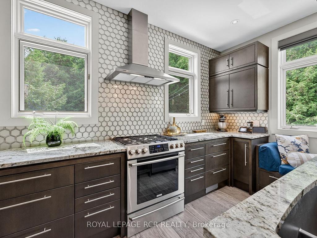 









18


Mount Haven

Crescent,
East Luther Grand Valley,




ON
L9W 5Y9

