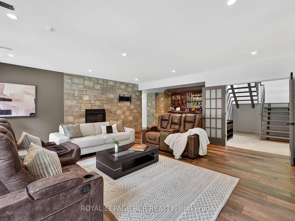 









18


Mount Haven

Crescent,
East Luther Grand Valley,




ON
L9W 5Y9


