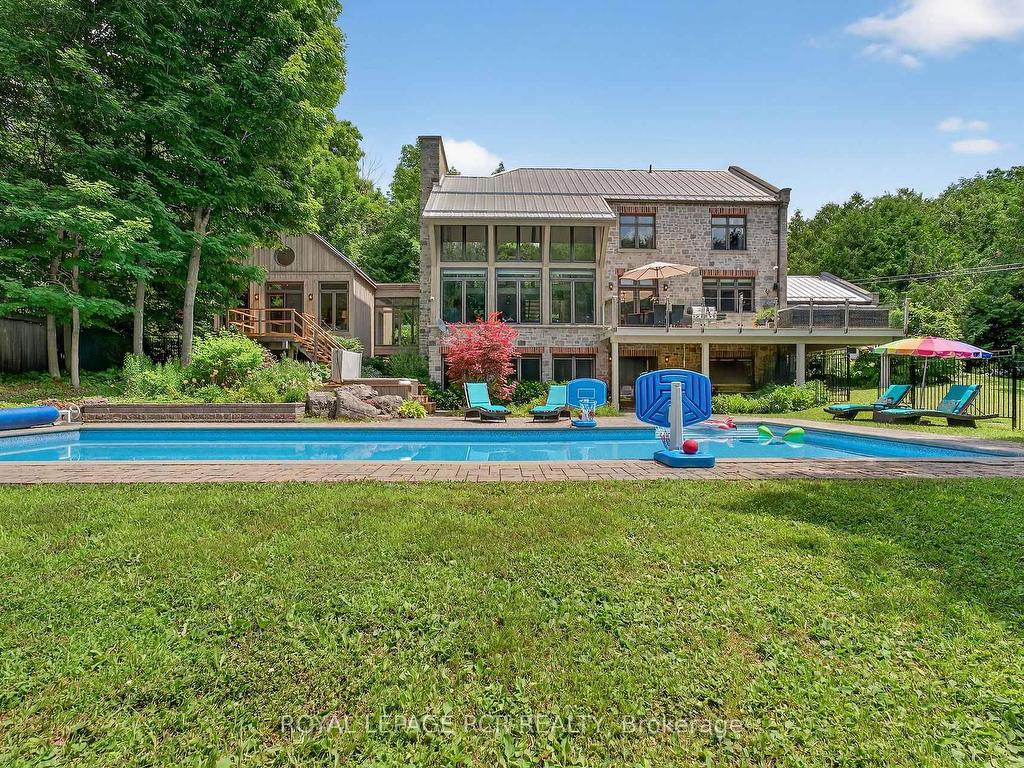 









18


Mount Haven

Crescent,
East Luther Grand Valley,




ON
L9W 5Y9

