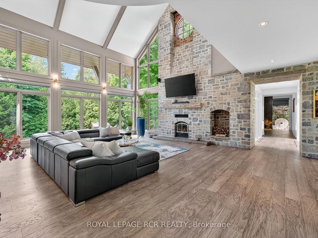 









18


Mount Haven

Crescent,
East Luther Grand Valley,




ON
L9W 5Y9

