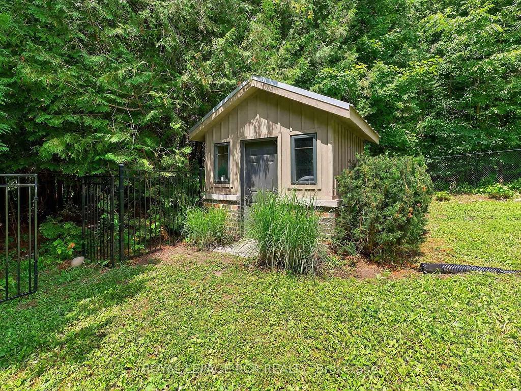 









18


Mount Haven

Crescent,
East Luther Grand Valley,




ON
L9W 5Y9

