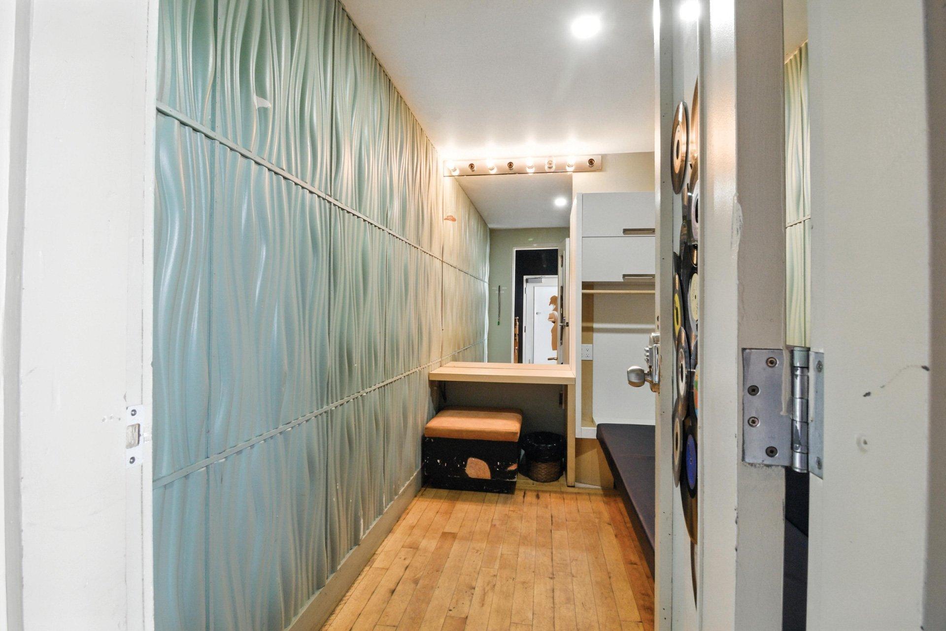 









325


Boul. Gréber

, 3,
Gatineau (Gatineau),




QC
J8T8J3

