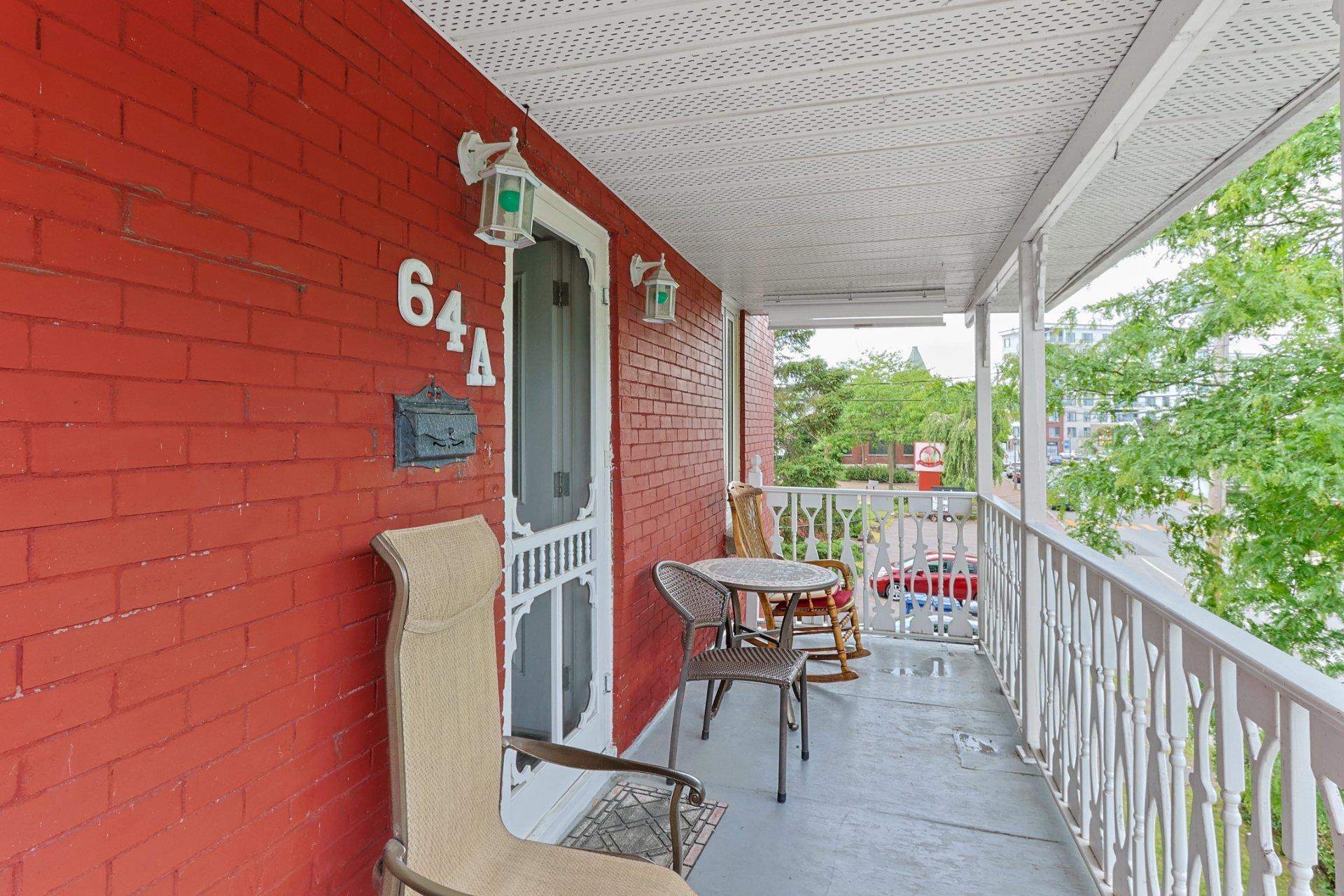 









64A


Rue St-Laurent

,
Beauharnois,




QC
J6N1V5

