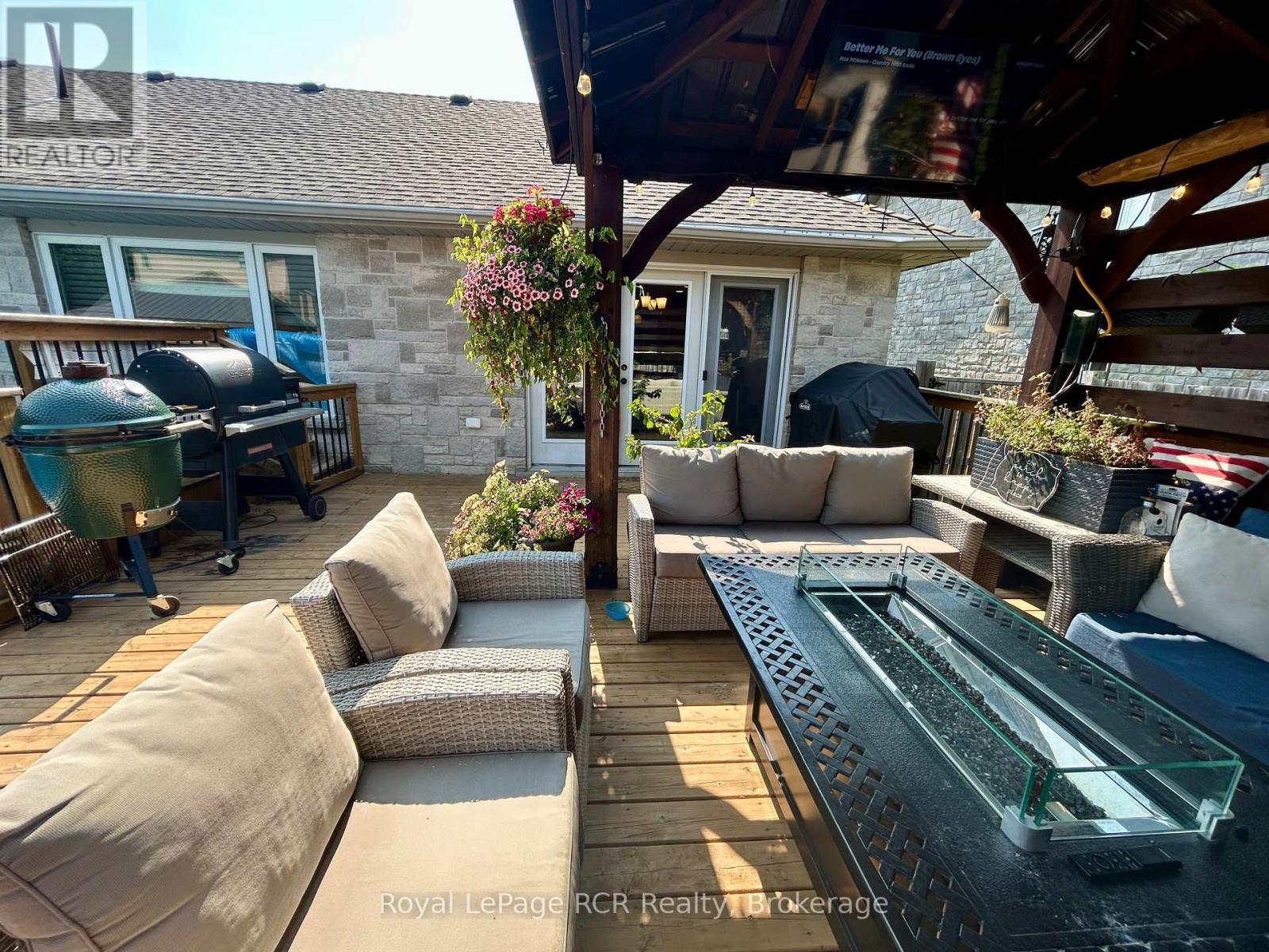 












332 WESTWOOD DRIVE

,
Brockton,




Ontario
N0G2V0

