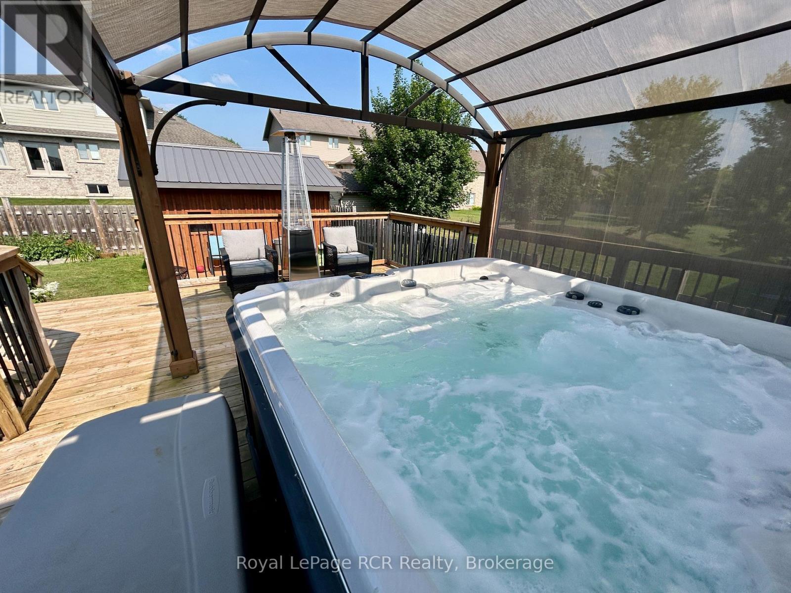 












332 WESTWOOD DRIVE

,
Brockton,




Ontario
N0G2V0

