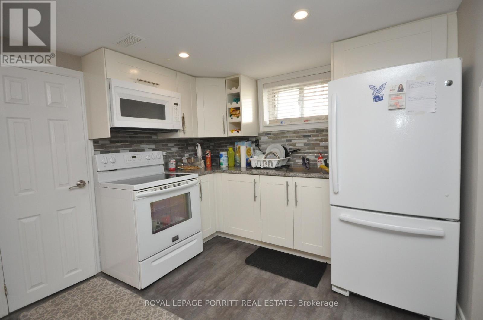 












C - 73 GORT AVENUE

,
Toronto,




Ontario
M8W3Y9

