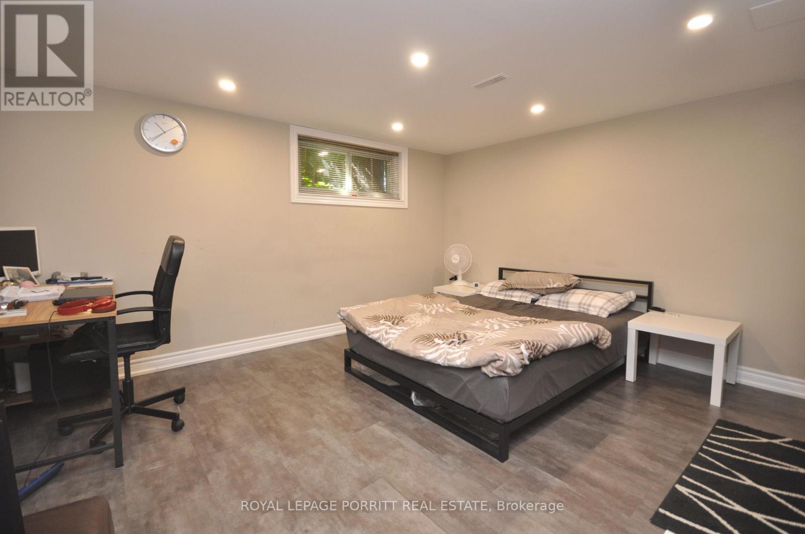 












C - 73 GORT AVENUE

,
Toronto,




Ontario
M8W3Y9

