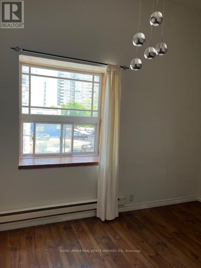 












1 - 4917 DUNDAS STREET W

,
Toronto,




Ontario
M9A1B6

