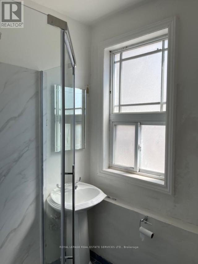 












1 - 4917 DUNDAS STREET W

,
Toronto,




Ontario
M9A1B6

