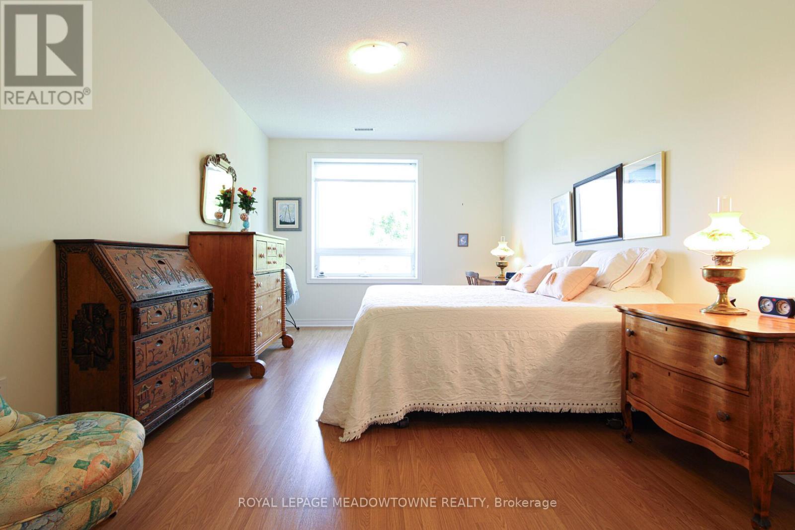 












318 - 33 WHITMER STREET

,
Milton,




Ontario
L9T8P9

