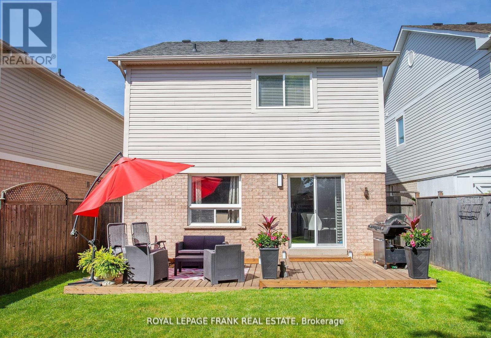 












26 JUNEAU CRESCENT

,
Whitby (Taunton North),




Ontario
L1R3A3

