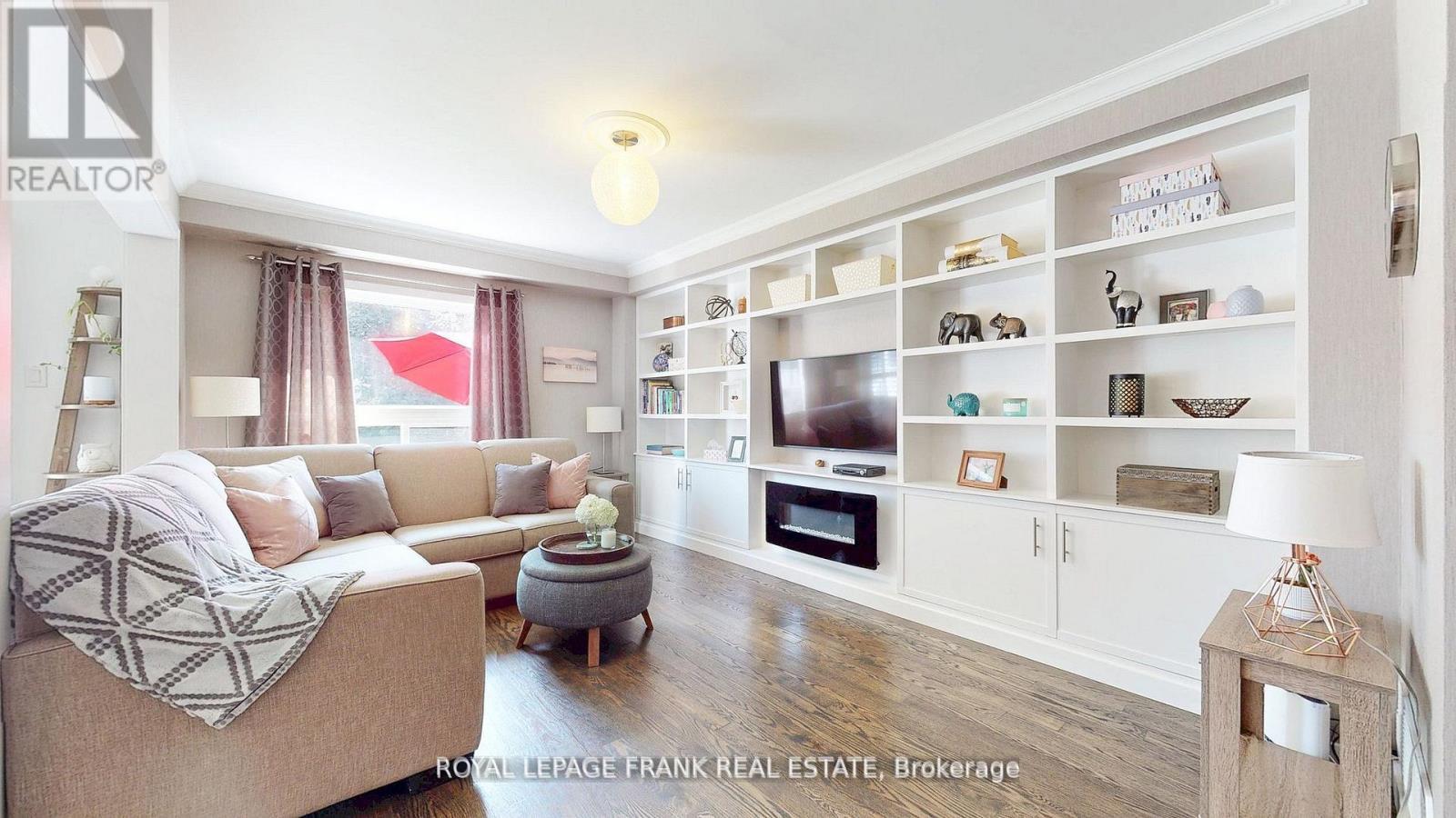 












26 JUNEAU CRESCENT

,
Whitby (Taunton North),




Ontario
L1R3A3


