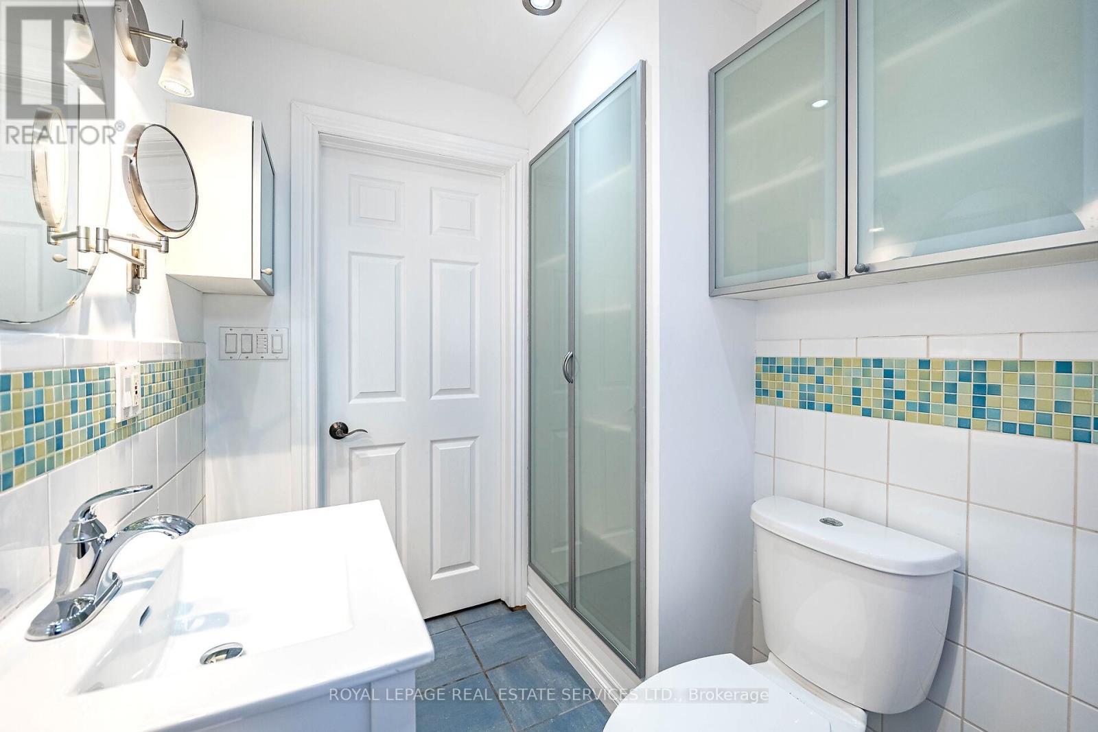 












48 THIRTEENTH STREET

,
Toronto,




Ontario
M8V3H4

