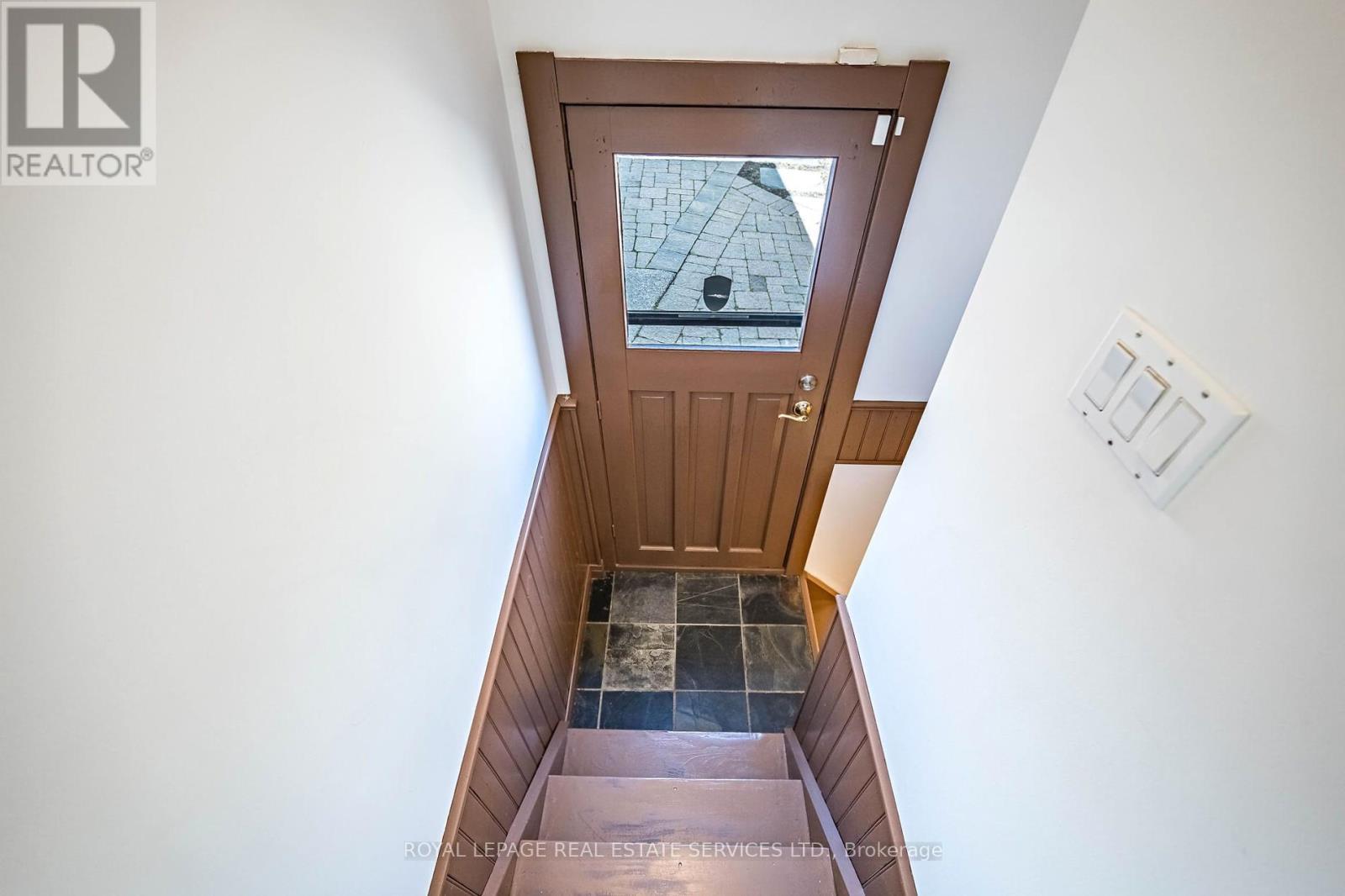 












48 THIRTEENTH STREET

,
Toronto,




Ontario
M8V3H4

