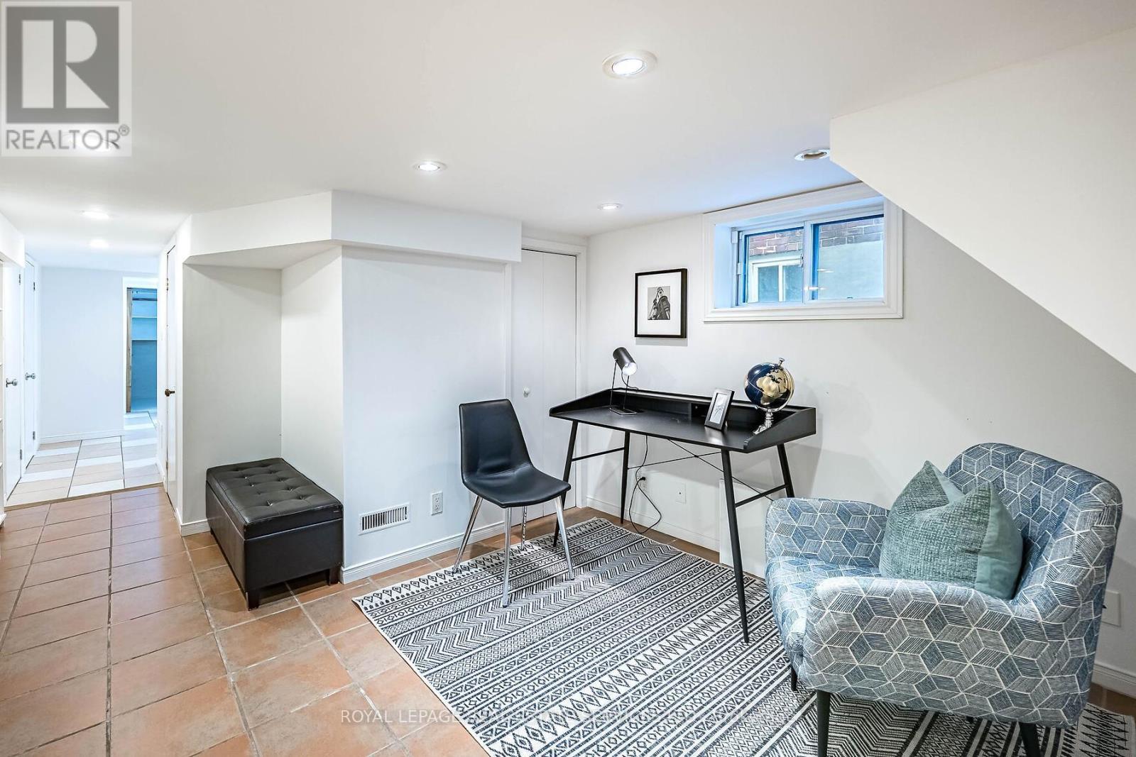 












48 THIRTEENTH STREET

,
Toronto,




Ontario
M8V3H4

