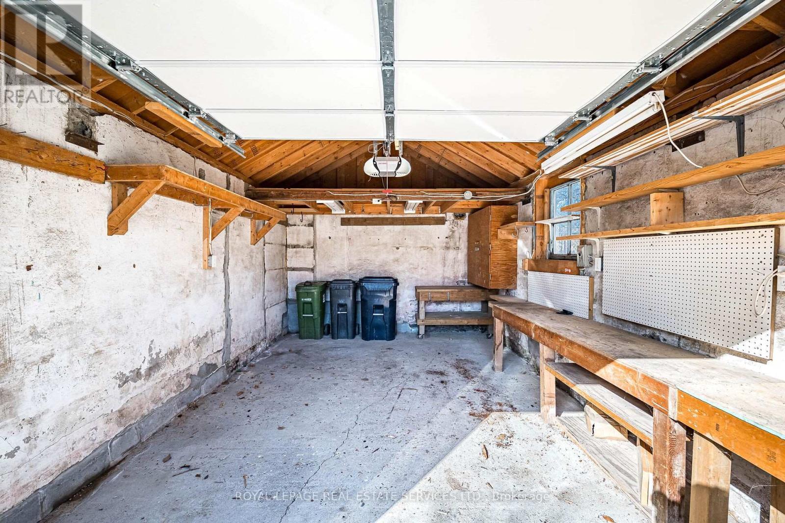 












48 THIRTEENTH STREET

,
Toronto,




Ontario
M8V3H4

