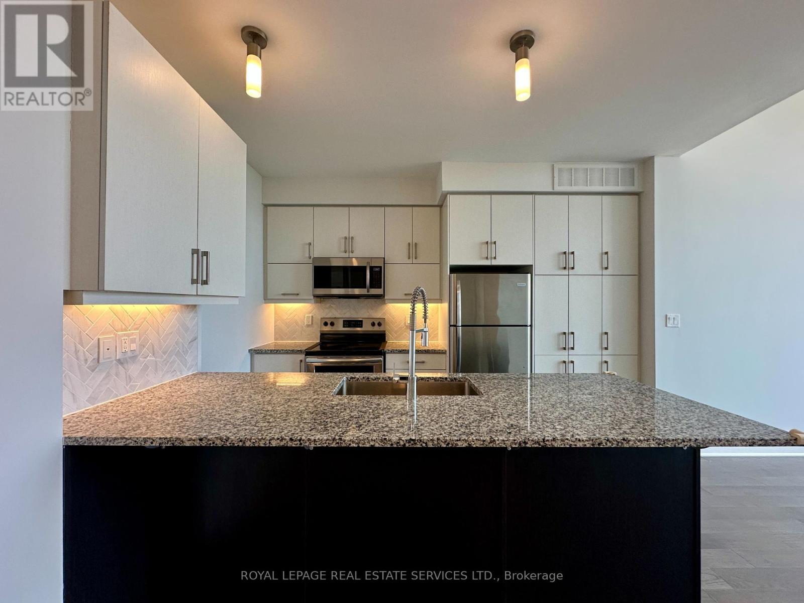 












410 - 3028 CREEKSHORE COMMON

,
Oakville,




Ontario
L6M5K6

