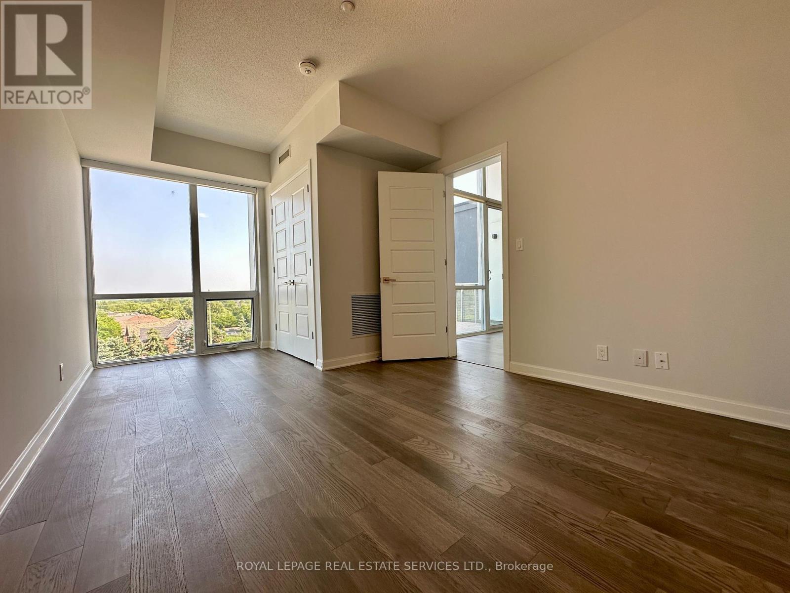 












410 - 3028 CREEKSHORE COMMON

,
Oakville,




Ontario
L6M5K6

