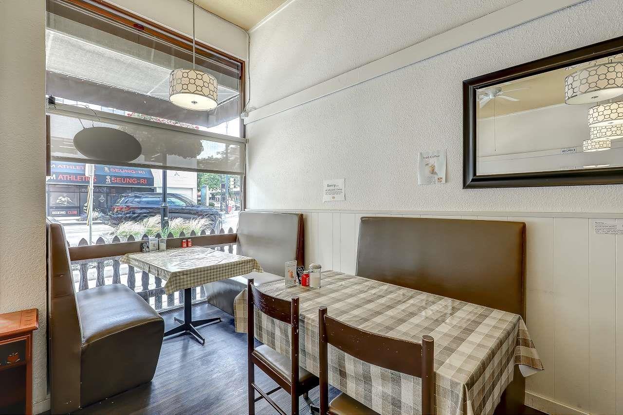 












1490 JOHNSTON ROAD

,
White Rock,




British Columbia
V4B3Z5

