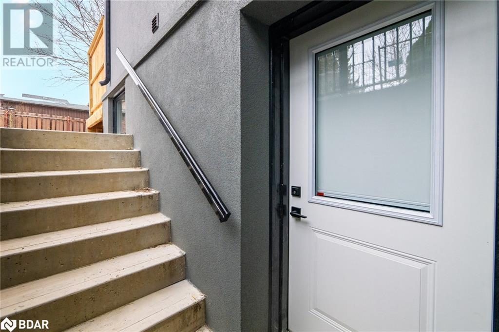 












1077 FOURTH Street Unit# Bsmt

,
Mississauga,




Ontario
L5E1K4

