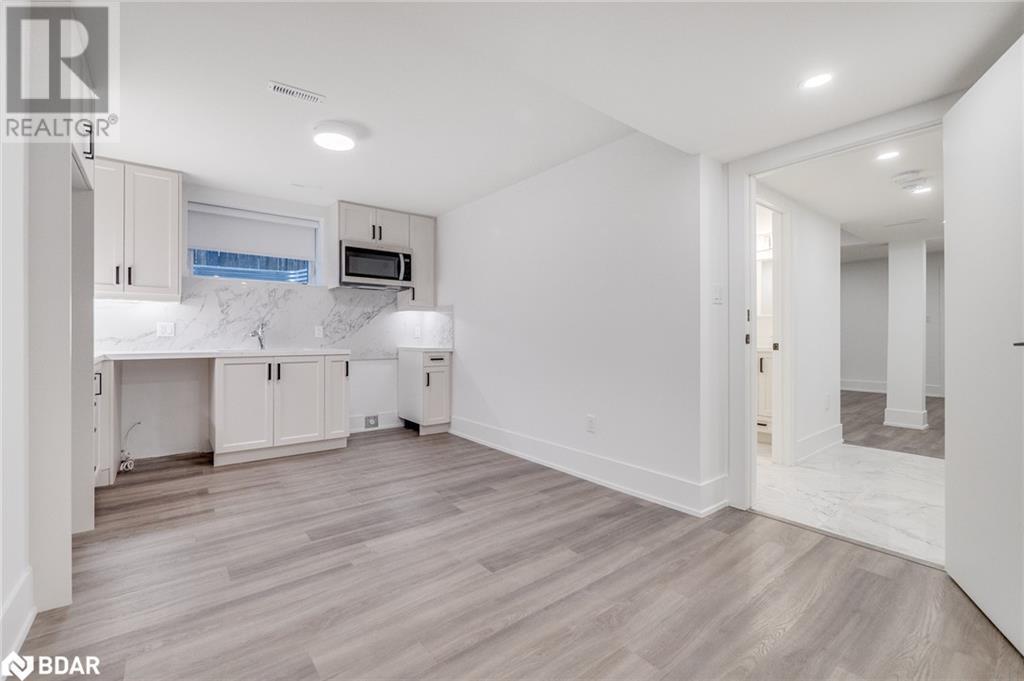 












1077 FOURTH Street Unit# Bsmt

,
Mississauga,




Ontario
L5E1K4

