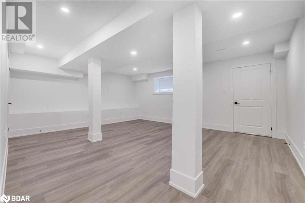 












1077 FOURTH Street Unit# Bsmt

,
Mississauga,




Ontario
L5E1K4

