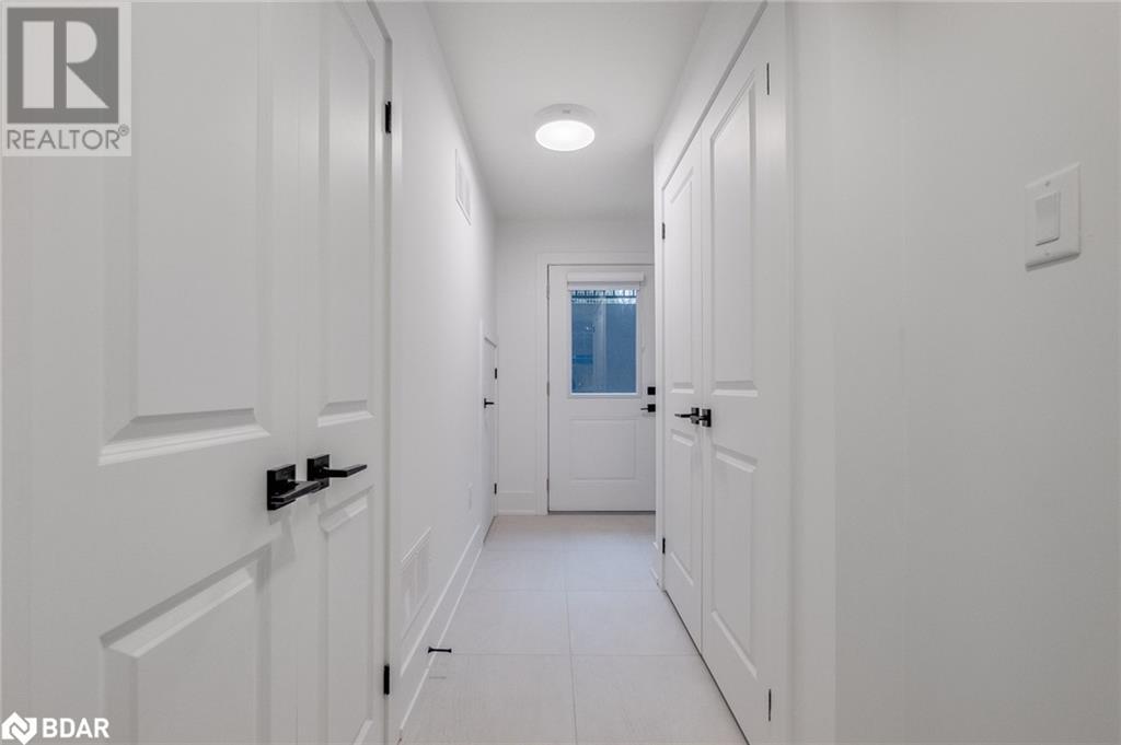 












1077 FOURTH Street Unit# Bsmt

,
Mississauga,




Ontario
L5E1K4

