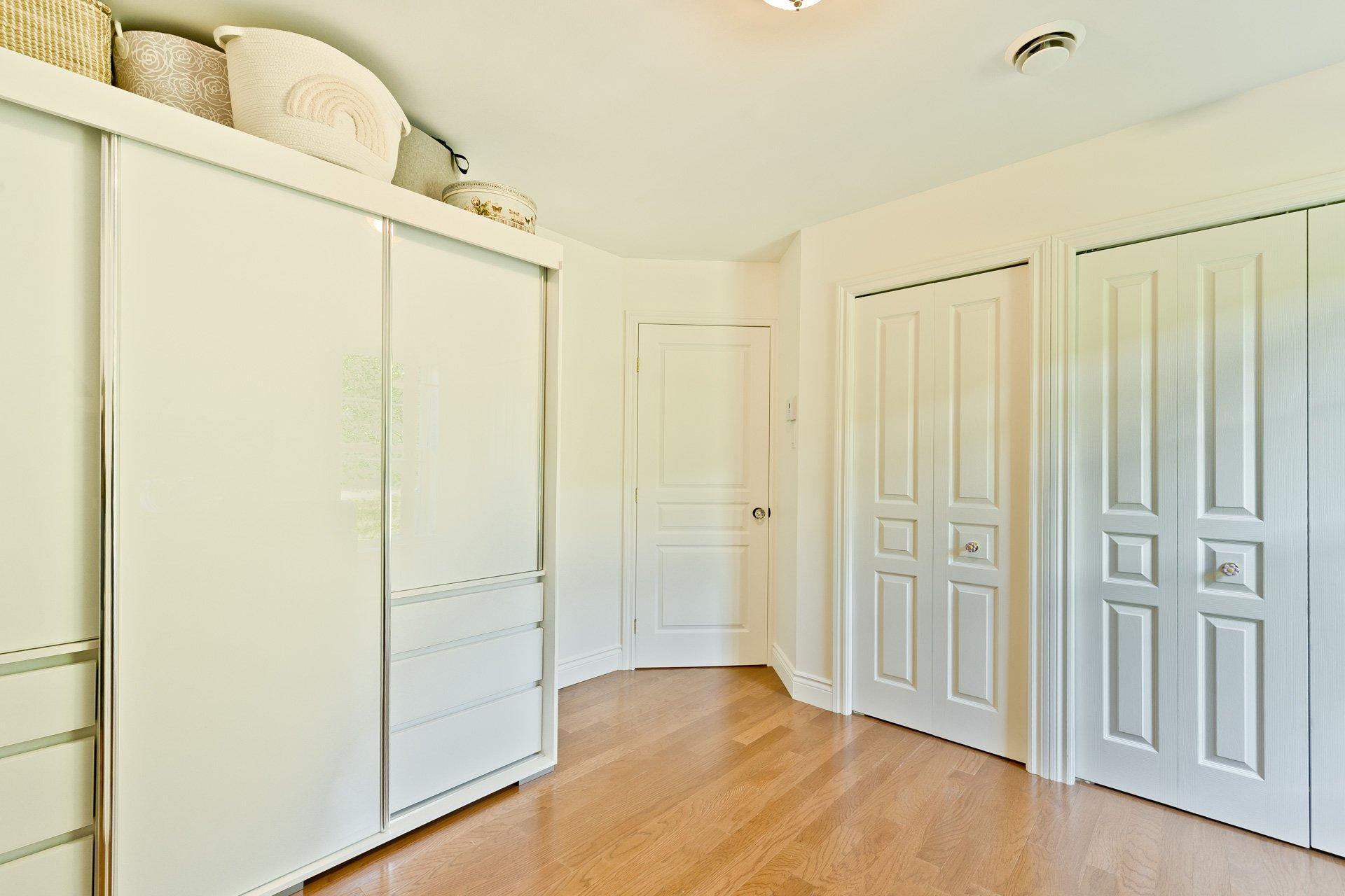 









360


Rue Langlois

,
Magog,




QC
J1X5L1

