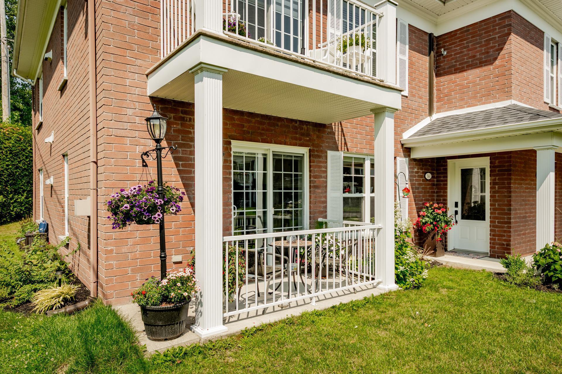 









360


Rue Langlois

,
Magog,




QC
J1X5L1

