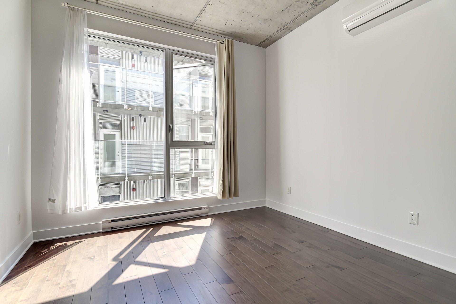 









5200


Av. Gatineau

, A504,
Montréal (Côte-des-Neiges/Notre-Dame-de-Grâce),




QC
H3T1W9

