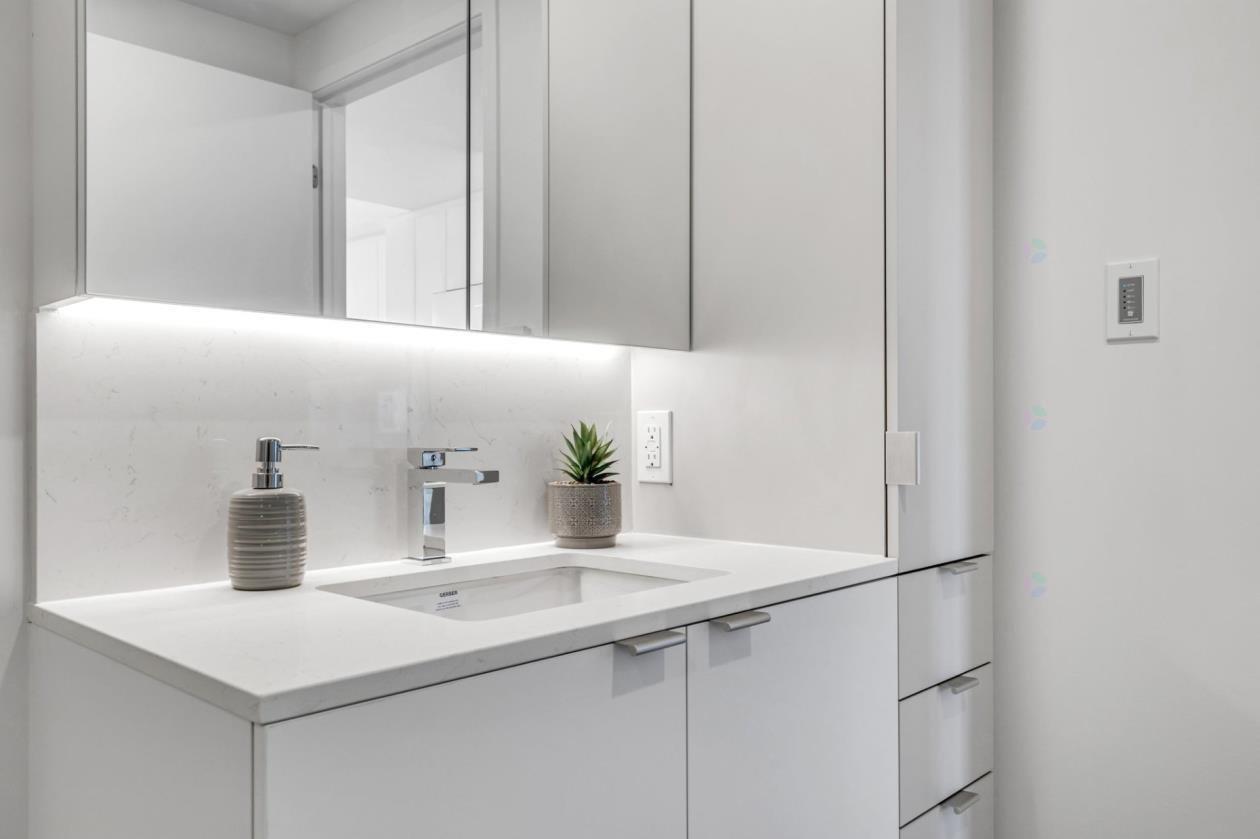 









7985


Rue des Métis

, 412,
Québec (Les Rivières),




QC
G2K1V3

