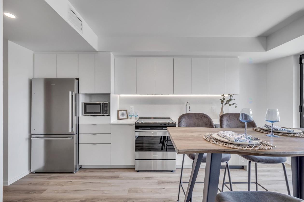 









7985


Rue des Métis

, 412,
Québec (Les Rivières),




QC
G2K1V3

