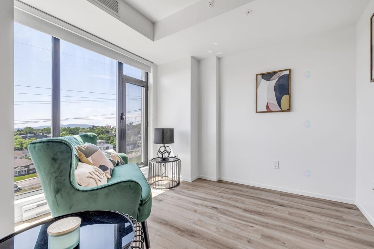 









7985


Rue des Métis

, 412,
Québec (Les Rivières),




QC
G2K1V3

