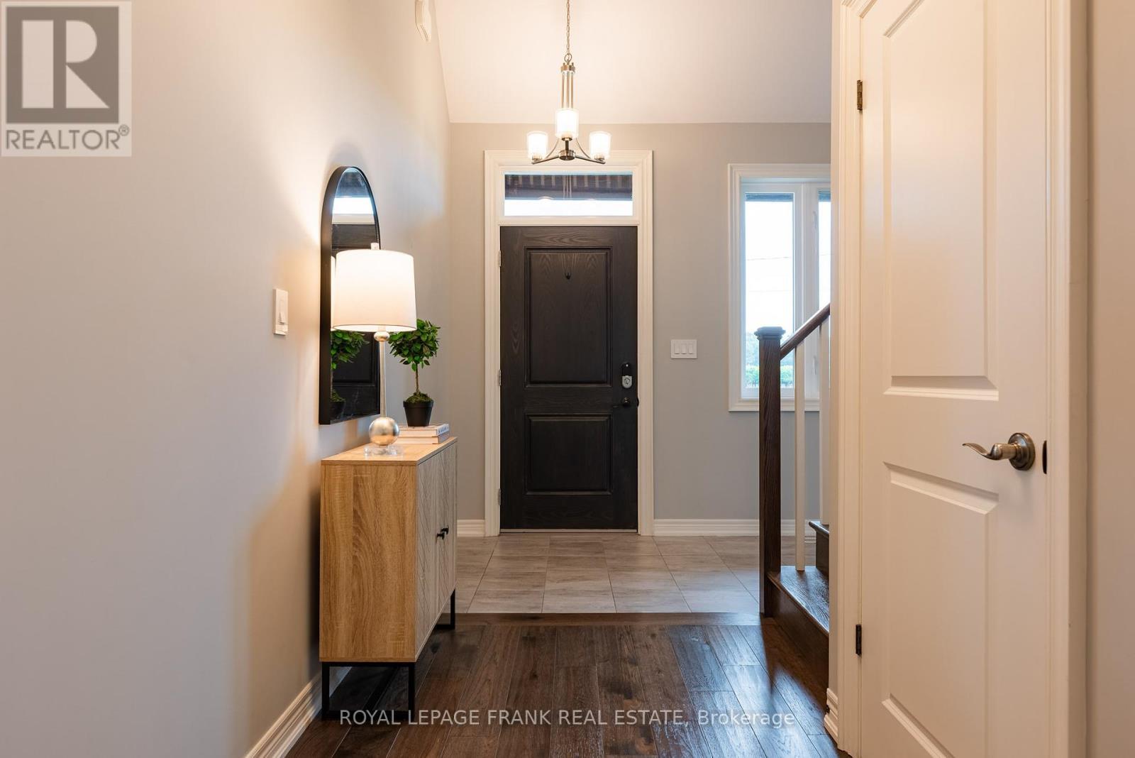 












4098 TWENTY THIRD STREET

,
Lincoln (Lincoln-Jordan/Vineland),




Ontario
L0R2C0

