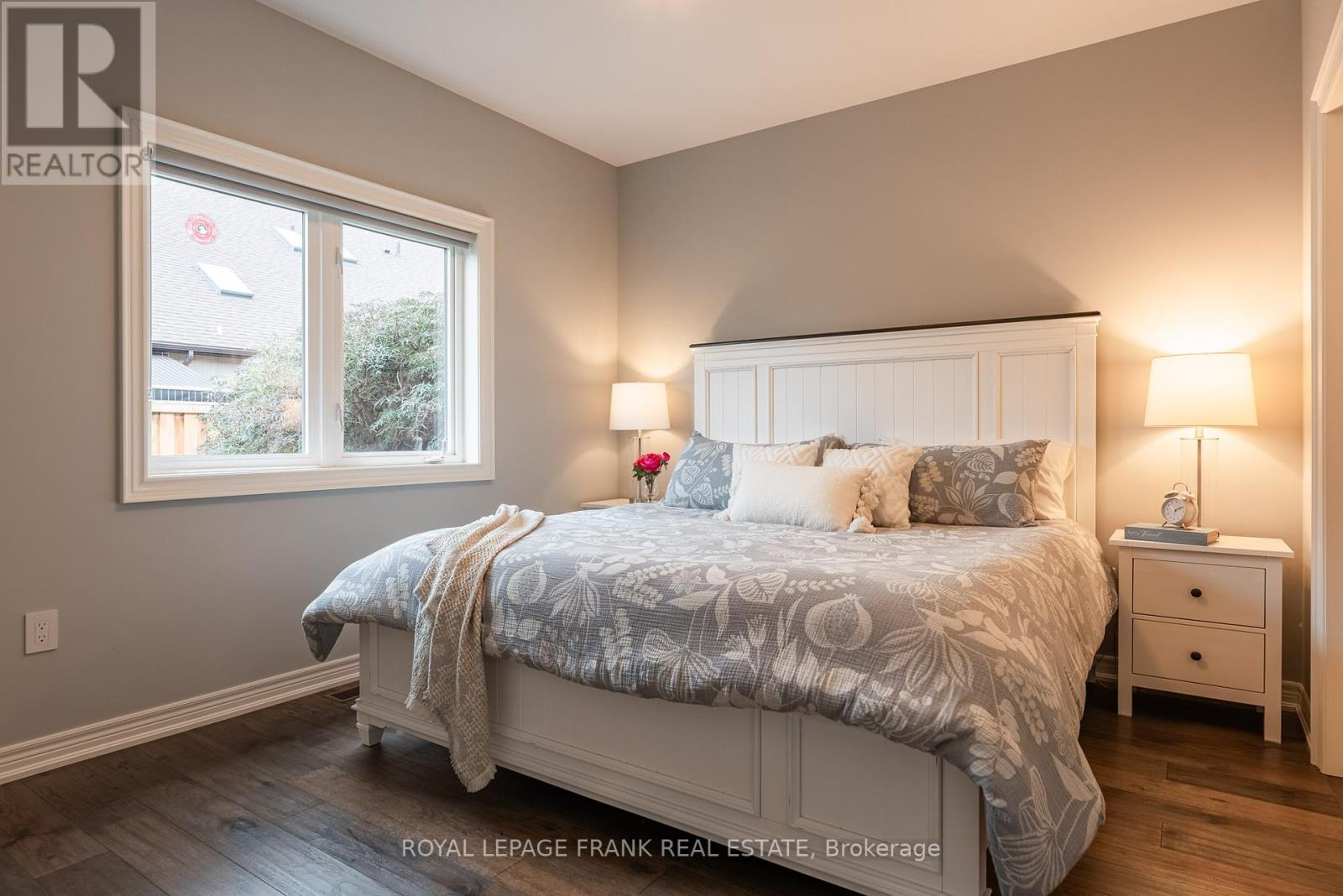 












4098 TWENTY THIRD STREET

,
Lincoln (Lincoln-Jordan/Vineland),




Ontario
L0R2C0


