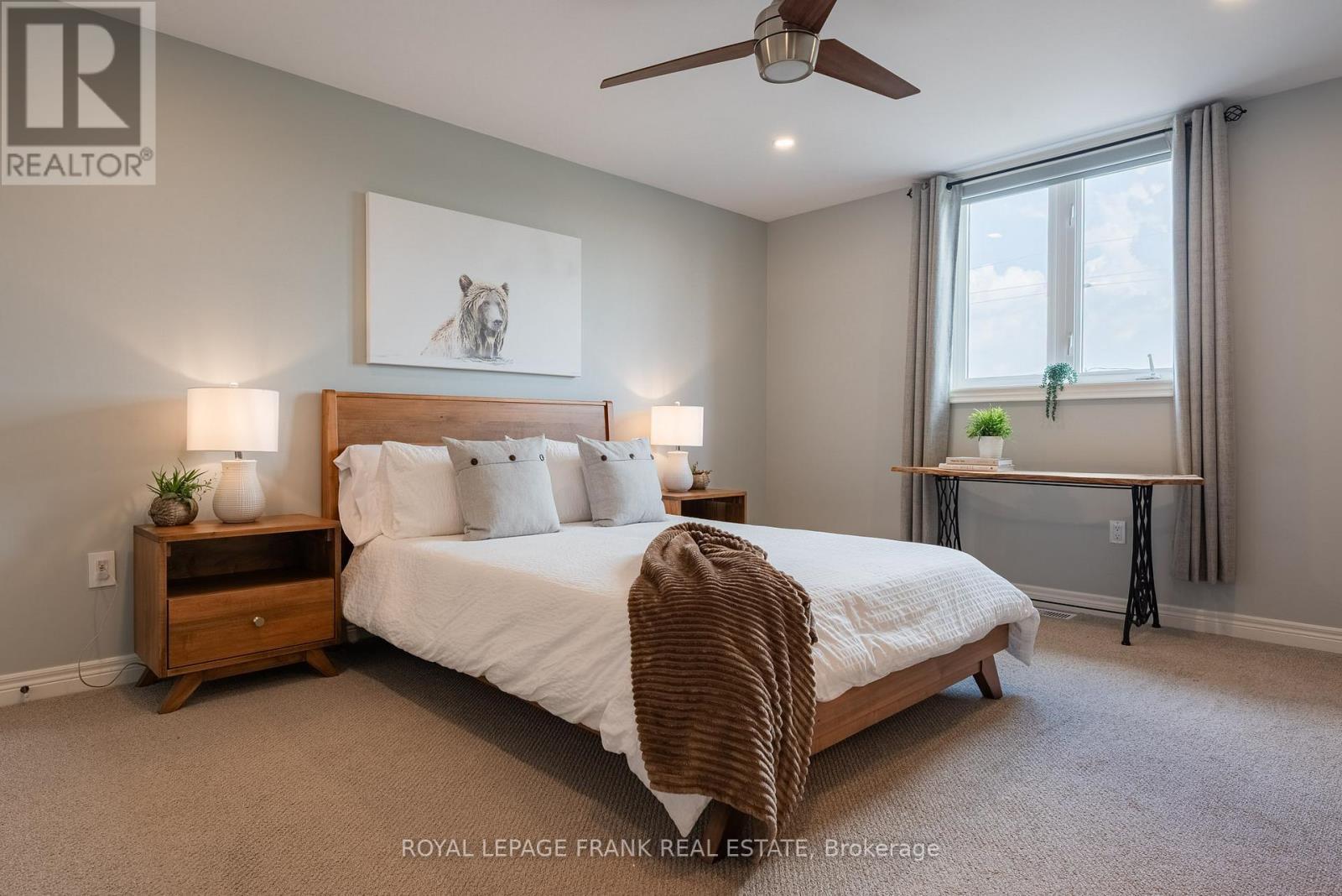 












4098 TWENTY THIRD STREET

,
Lincoln (Lincoln-Jordan/Vineland),




Ontario
L0R2C0

