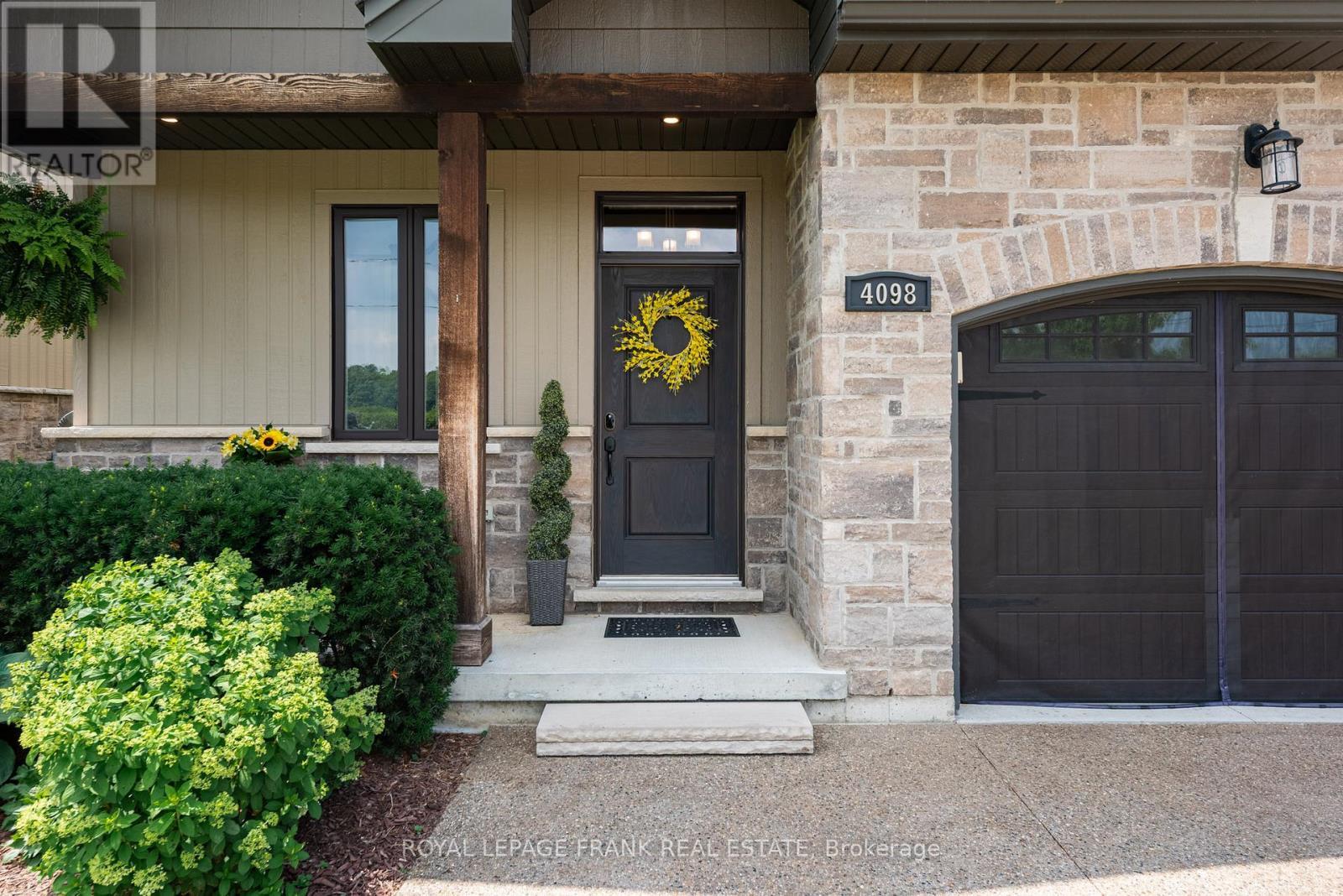












4098 TWENTY THIRD STREET

,
Lincoln (Lincoln-Jordan/Vineland),




Ontario
L0R2C0

