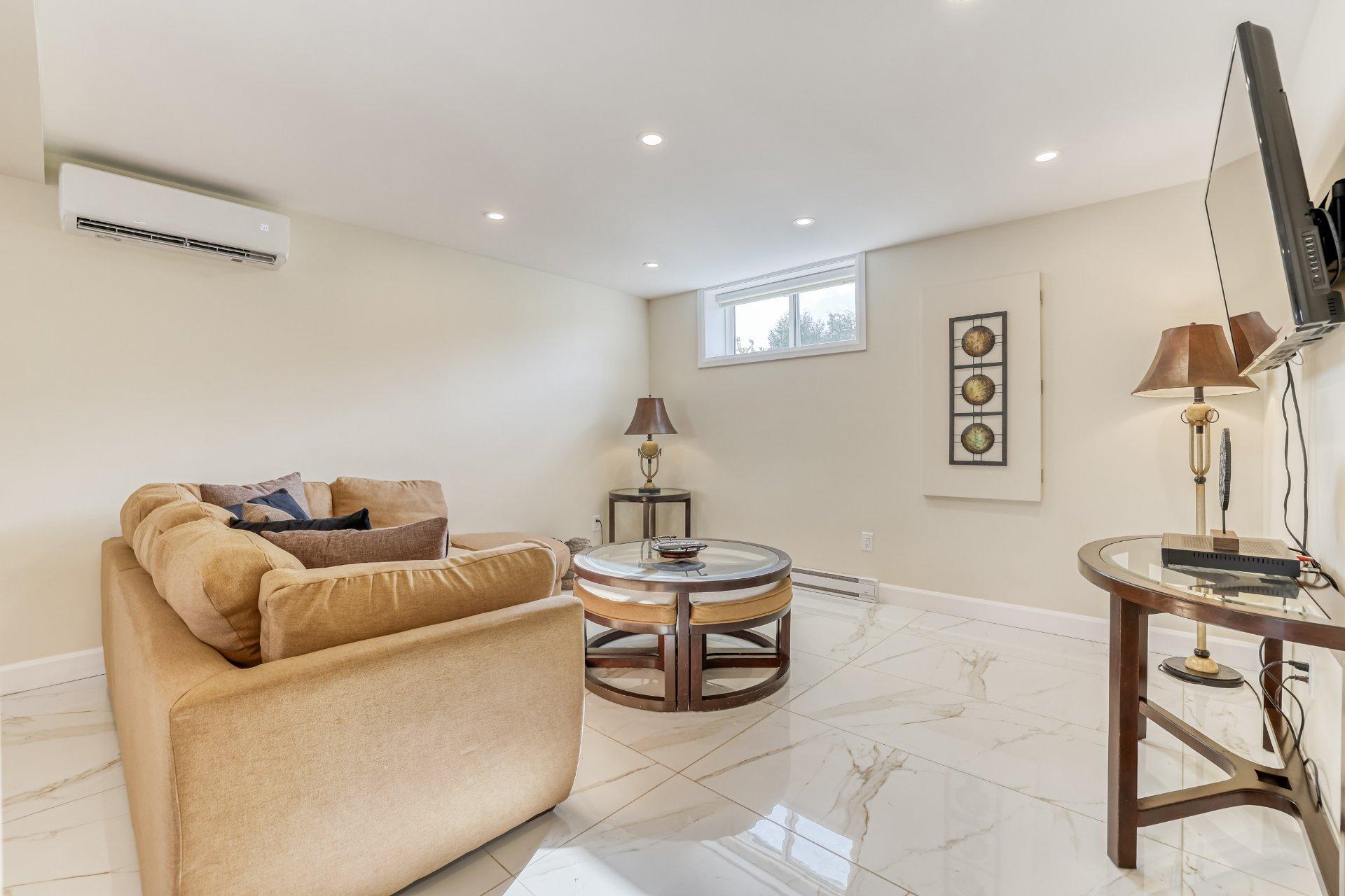 









46


Rue Leblanc

,
Gatineau (Gatineau),




QC
J8T4Z9

